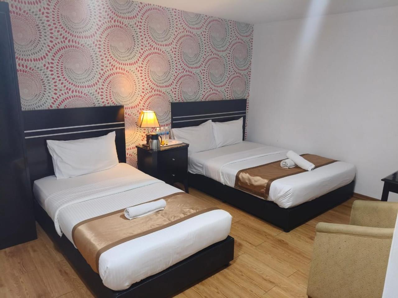 Bluebell Hotel Секудаи Экстерьер фото