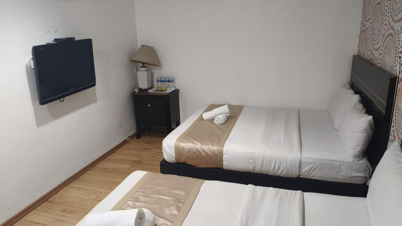 Bluebell Hotel Секудаи Экстерьер фото