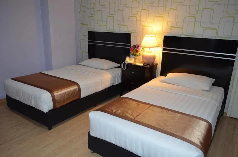 Bluebell Hotel Секудаи Экстерьер фото